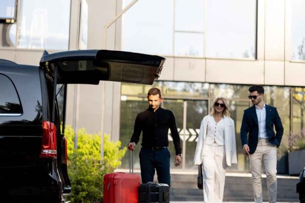 Luxury Airport Transfers in Manchester